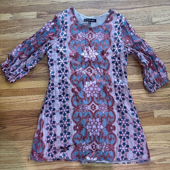 For love and lemons dress - Picture 2 of 2